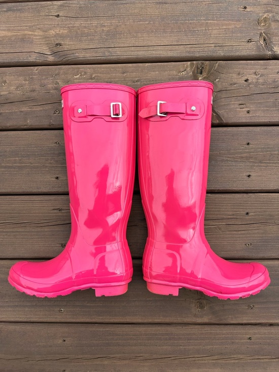 Hunter Glossy Hot Pink Tall Rain Boots - Picture 3 of 12